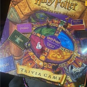 Warner Bros. Harry Potter Trivia Game - Gold and Purple